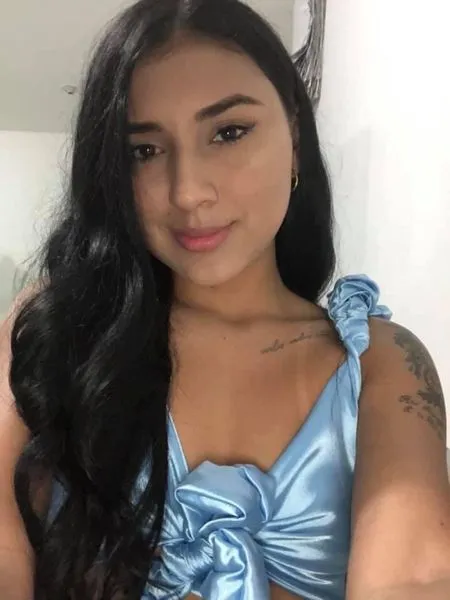 Live sex webcam photo for SofiaRiveraa #2635259