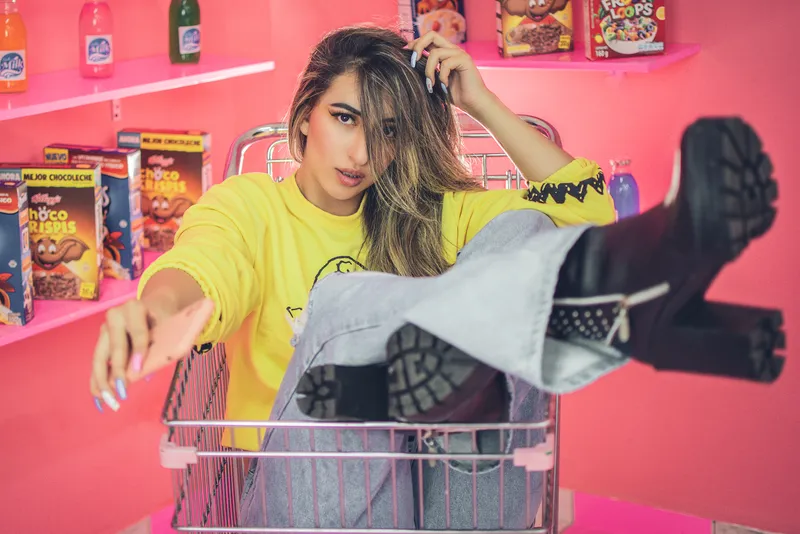 Live sex webcam photo for SabrinaMontanass #3132159