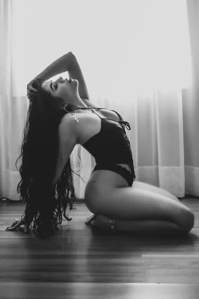 Live sex webcam photo for Lucycolins #3133834