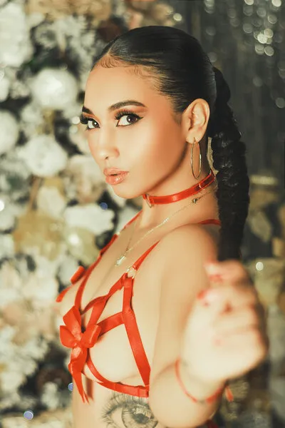 Live sex webcam photo for MelanyeTaylor #3813414