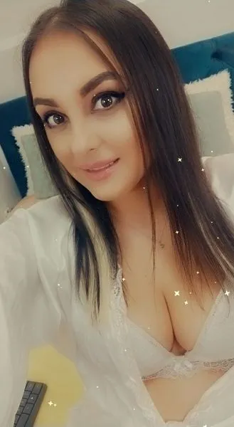 Live sex webcam photo for CarlaMineli #6083083