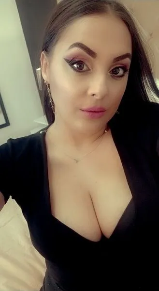 Live sex webcam photo for CarlaMineli #6083098