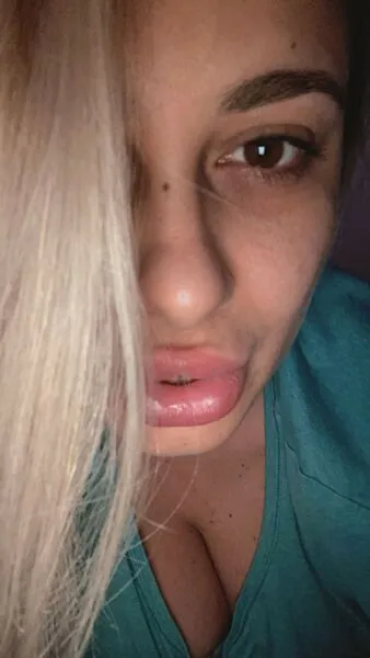 Live sex webcam photo for DelightfulAnne #6762442