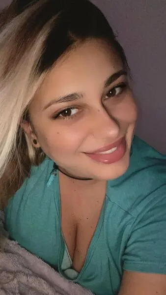 Live sex webcam photo for DelightfulAnne #6762443