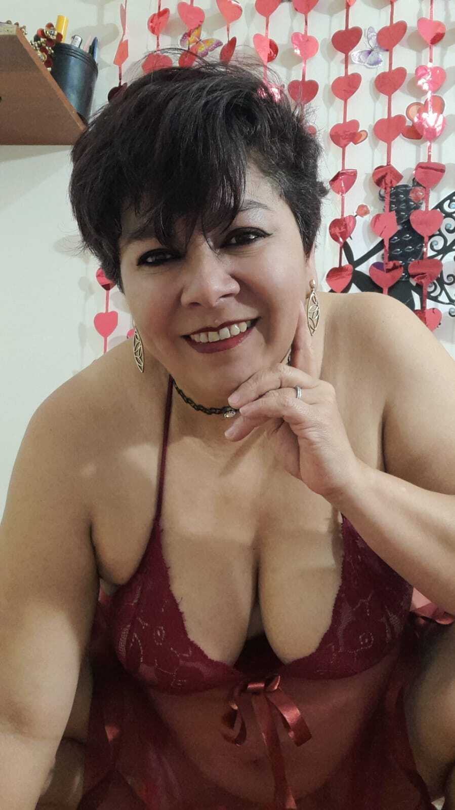 Live sex webcam photo for angellove266 #7793001