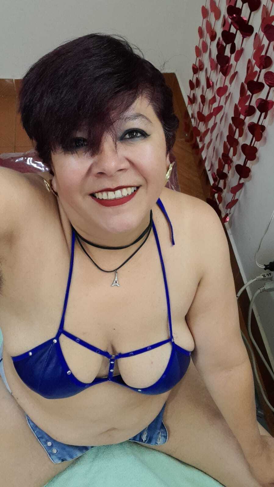 Live sex webcam photo for angellove266 #7978111