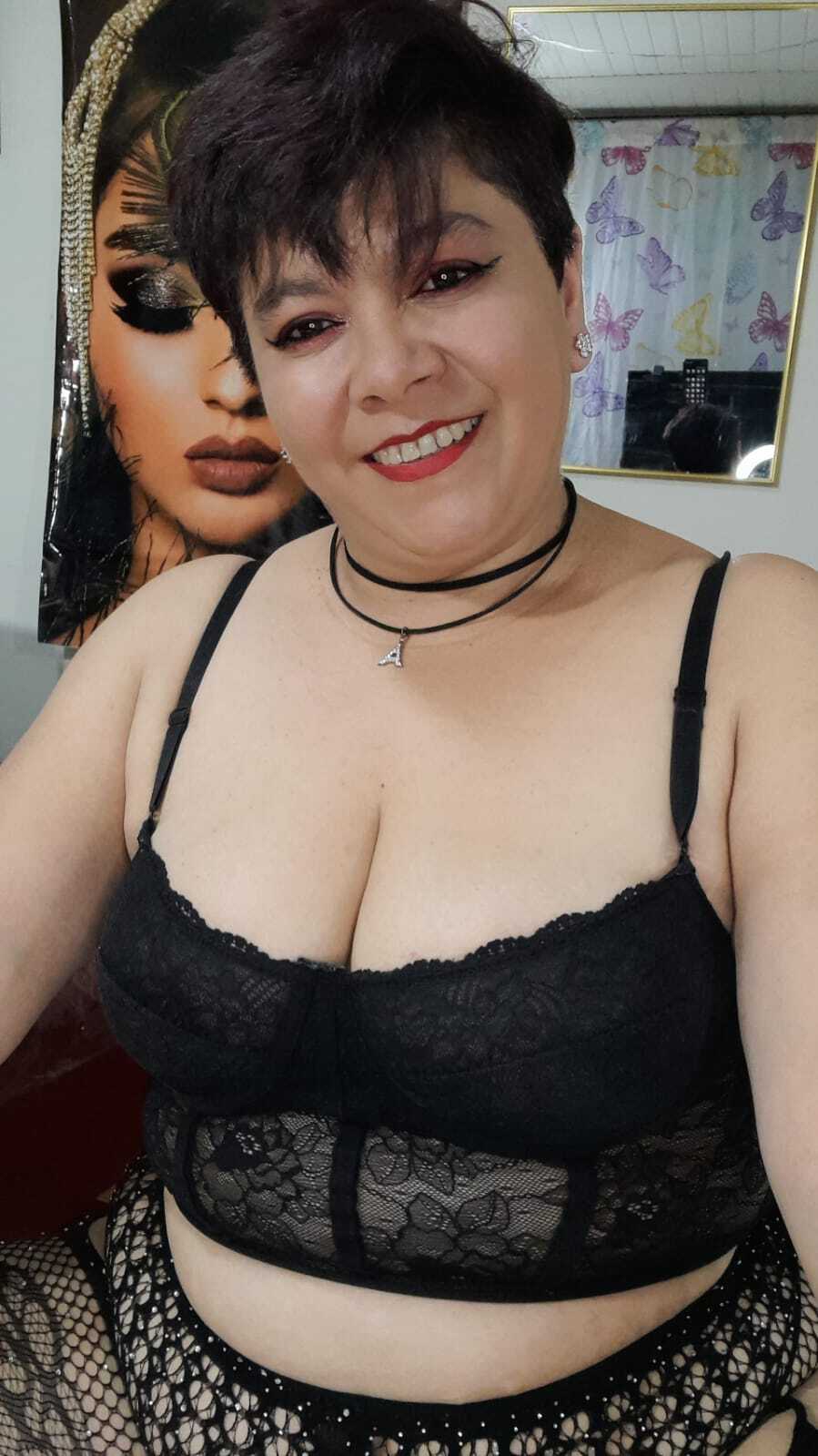 Live sex webcam photo for angellove266 #7978203