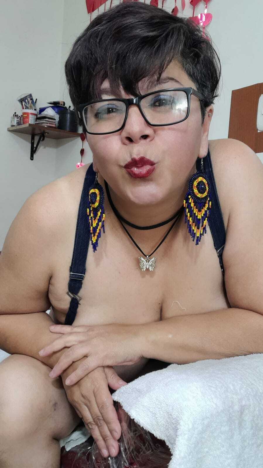 Live sex webcam photo for angellove266 #7978179