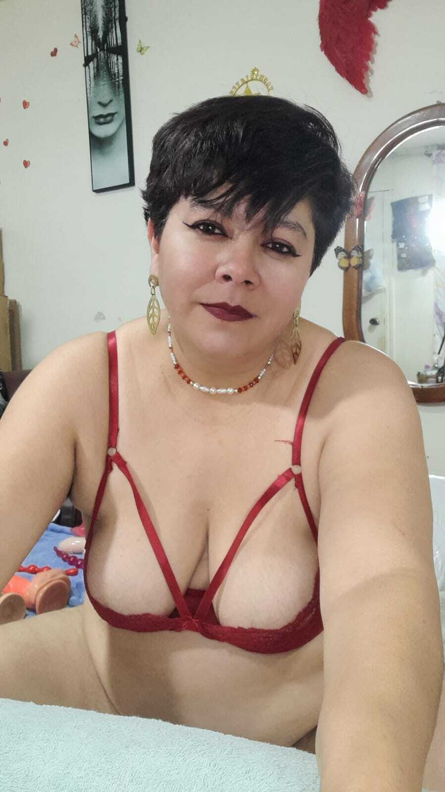 Live sex webcam photo for angellove266 #7411645