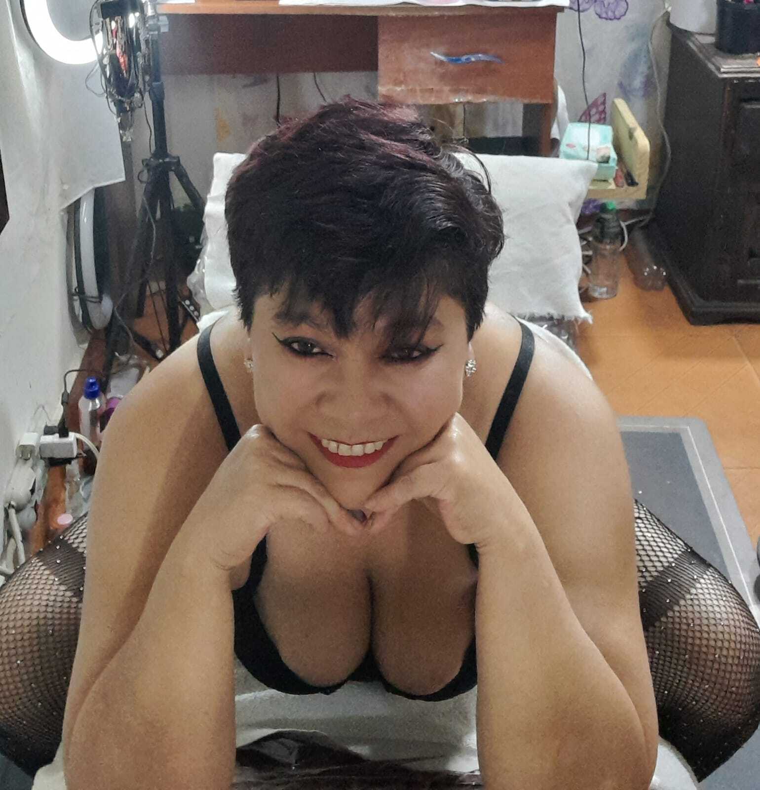 Live sex webcam photo for angellove266 #7978202