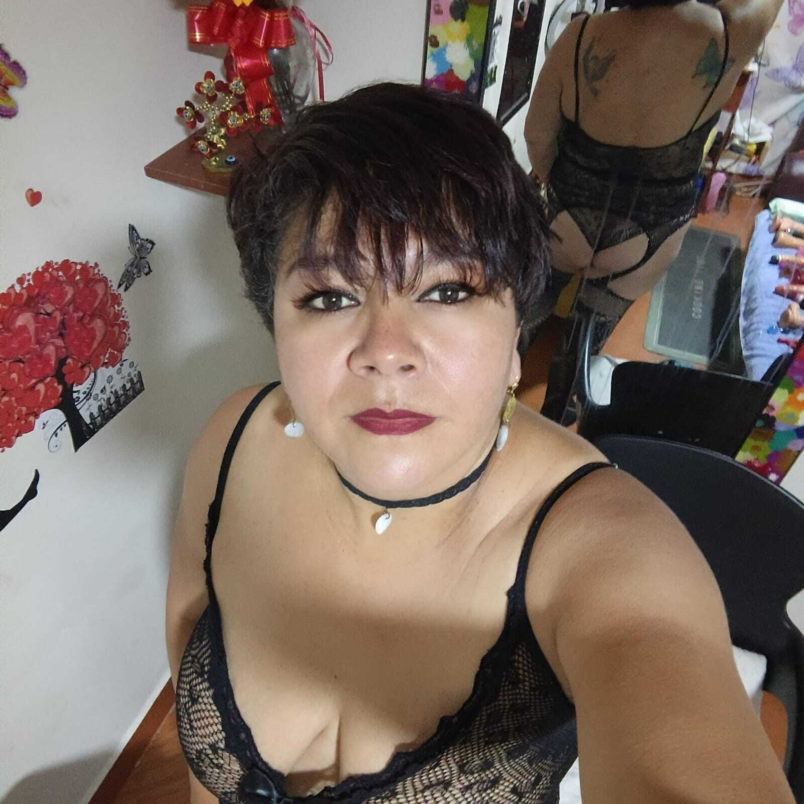 Live sex webcam photo for angellove266 #7978238