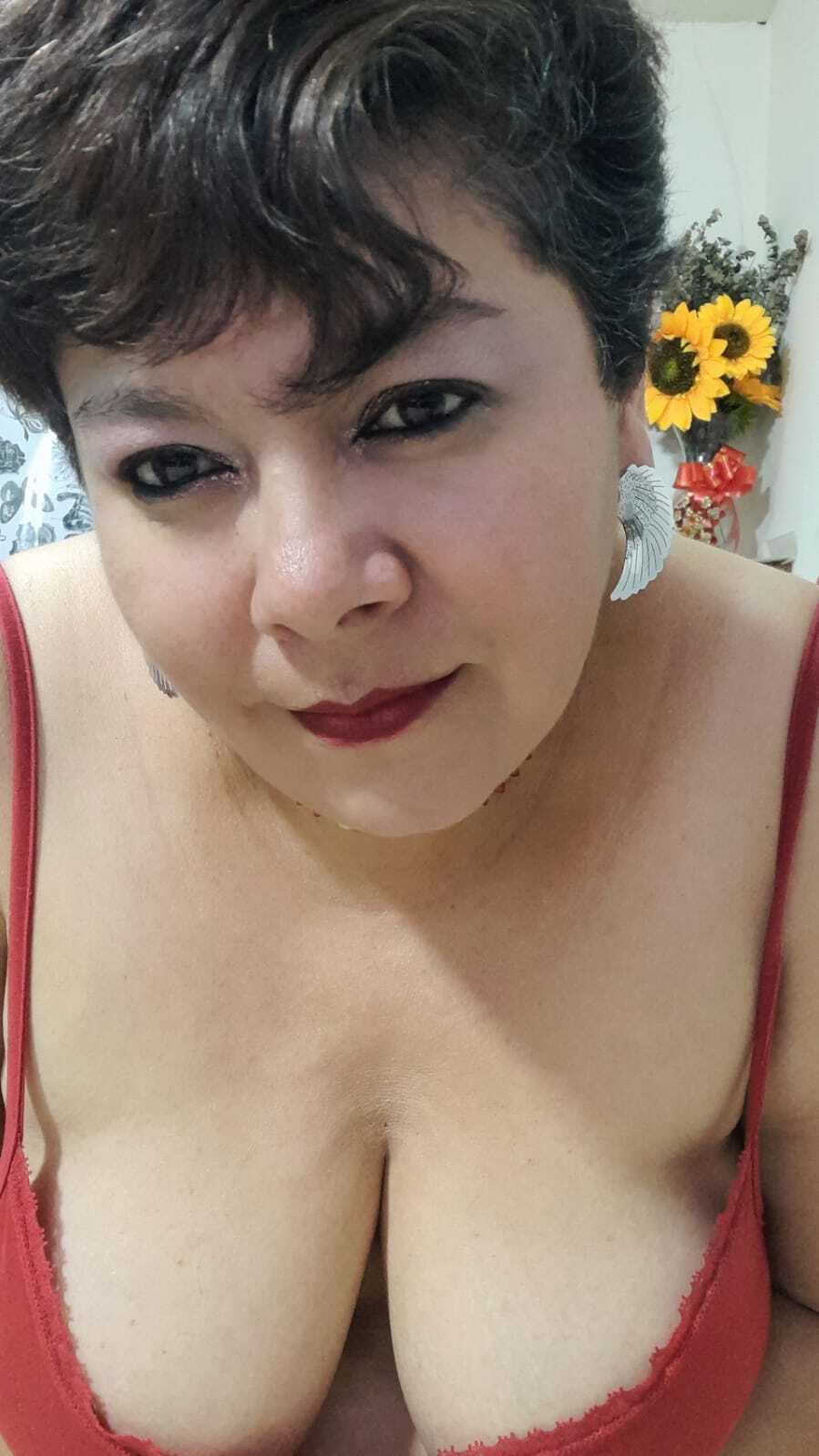 Live sex webcam photo for angellove266 #7978260