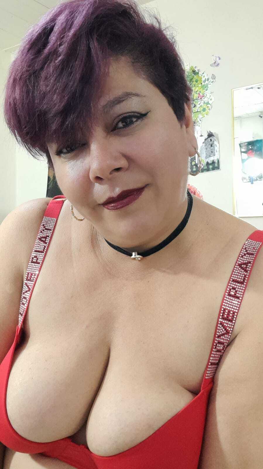 Live sex webcam photo for angellove266 #7792926