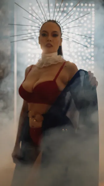 Live sex webcam photo for LolaLopess #2042693