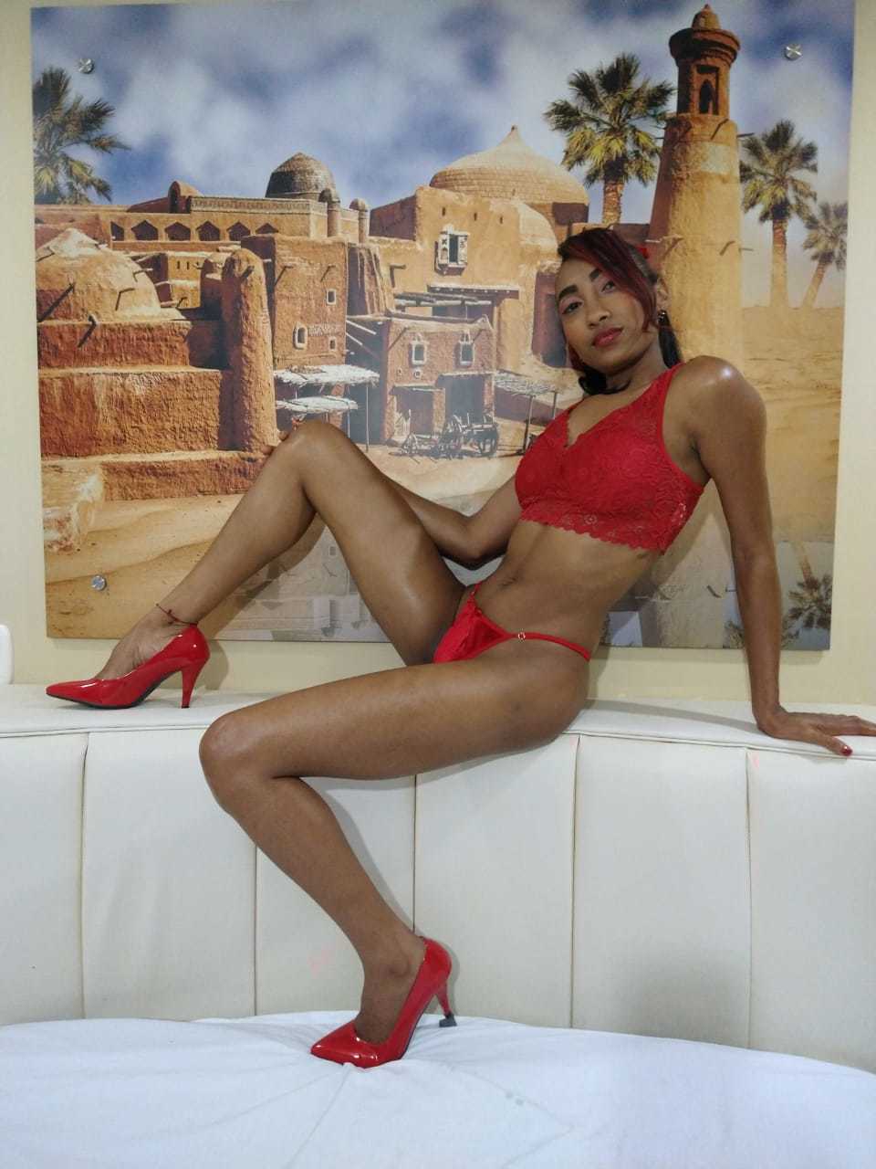 Live sex webcam photo for Angelina_Murphy #7232633