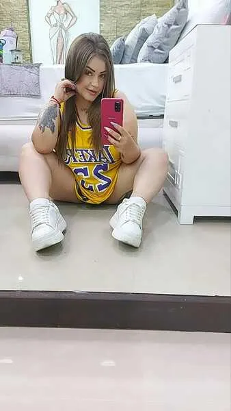 Live sex webcam photo for AshleysWest #4041449