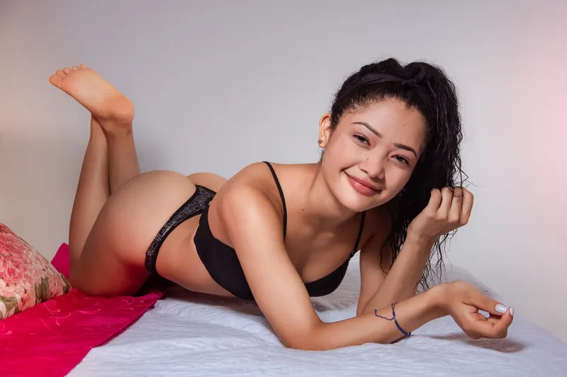 Live sex webcam photo for Emmily_Blake #1948576