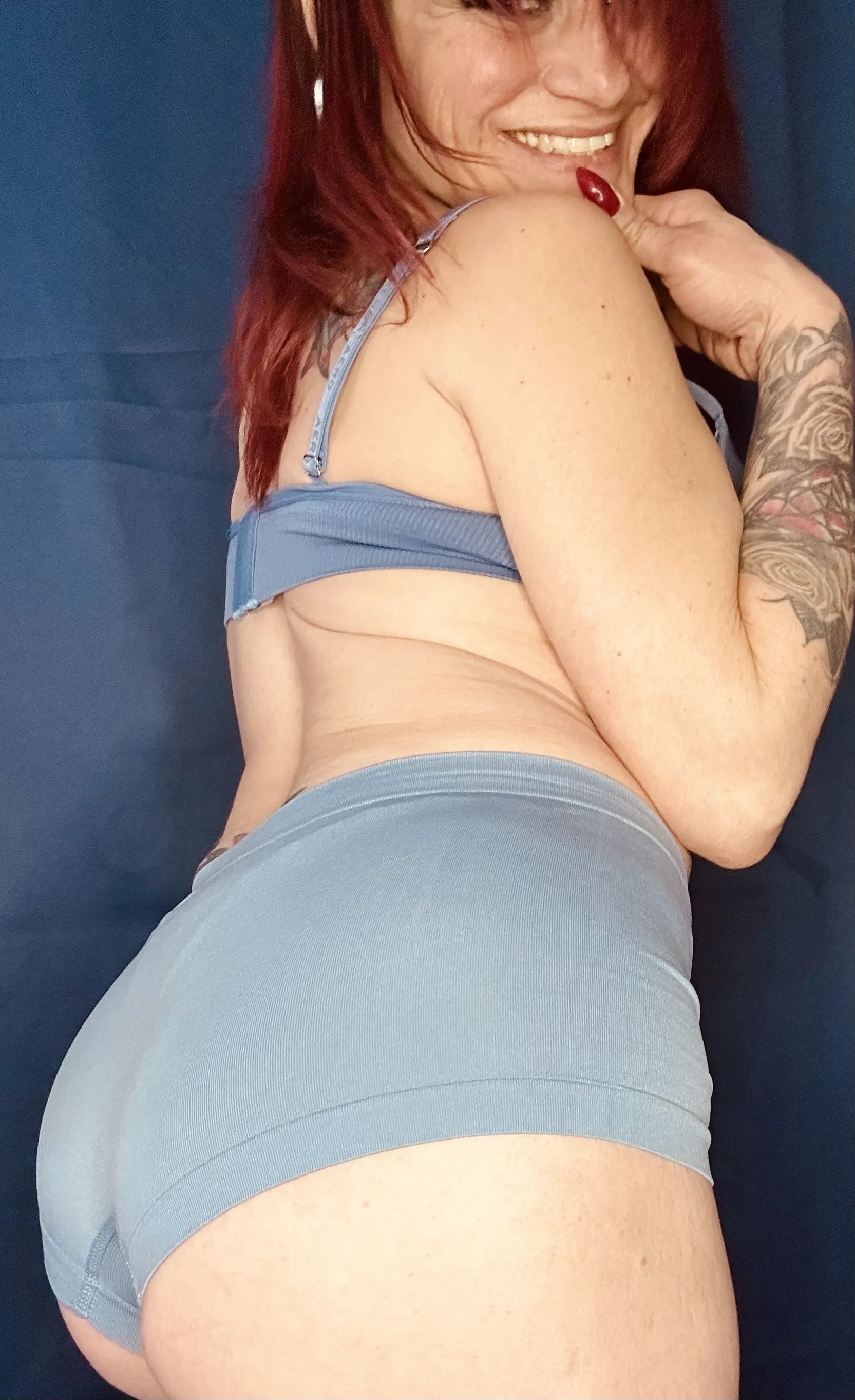 Live sex webcam photo for Cakez_Sweet #8247352