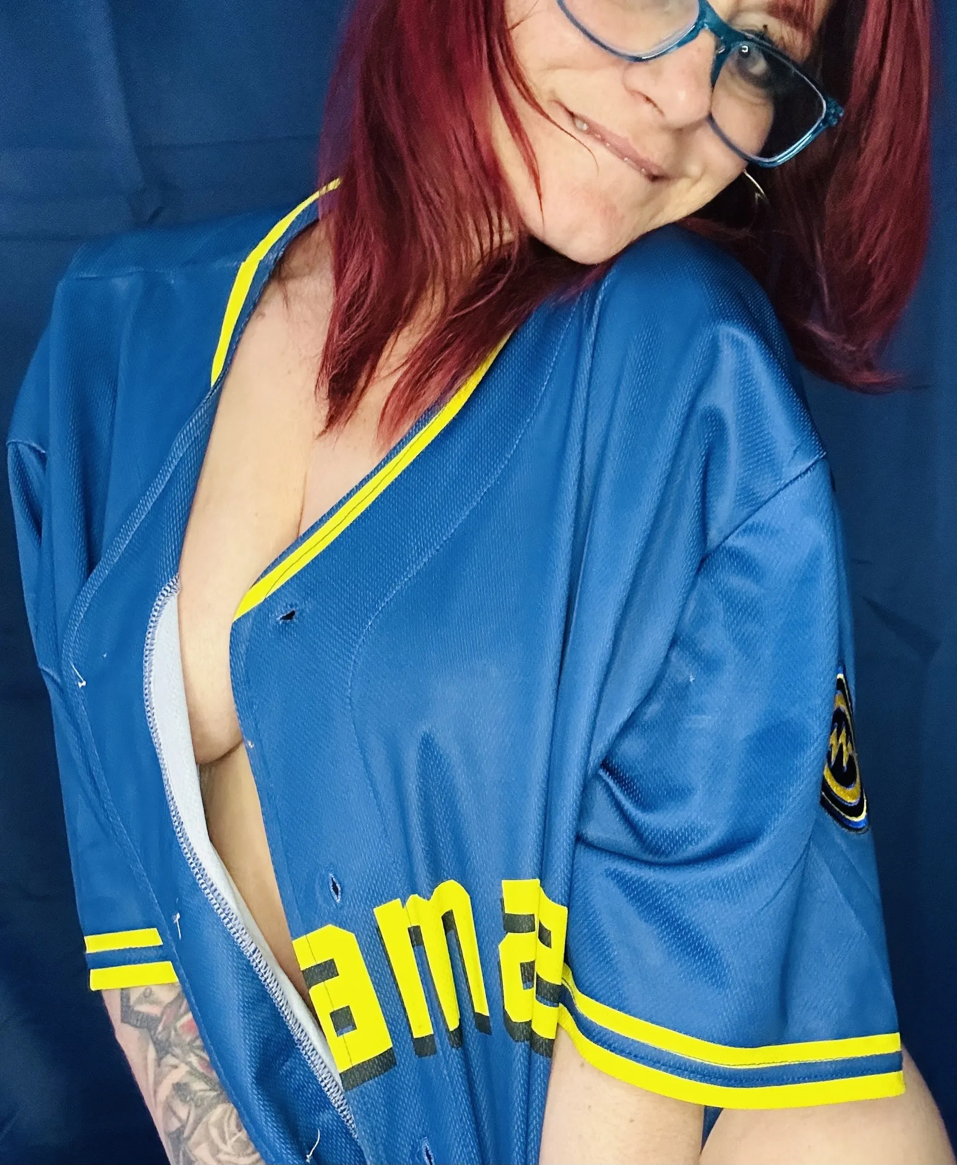 Live sex webcam photo for Cakez_Sweet #8247369
