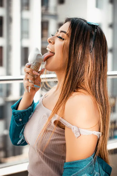 Live sex webcam photo for Samantha_Grayy #2324911