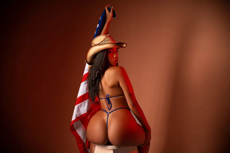 Live sex webcam photo for AlejandraVives #6338253