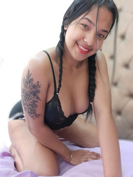 Live sex webcam photo for Nanny_25 #2098023