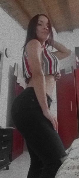 Live sex webcam photo for roxy_rebeld #2904901