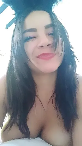 Live sex webcam photo for roxy_rebeld #2904895