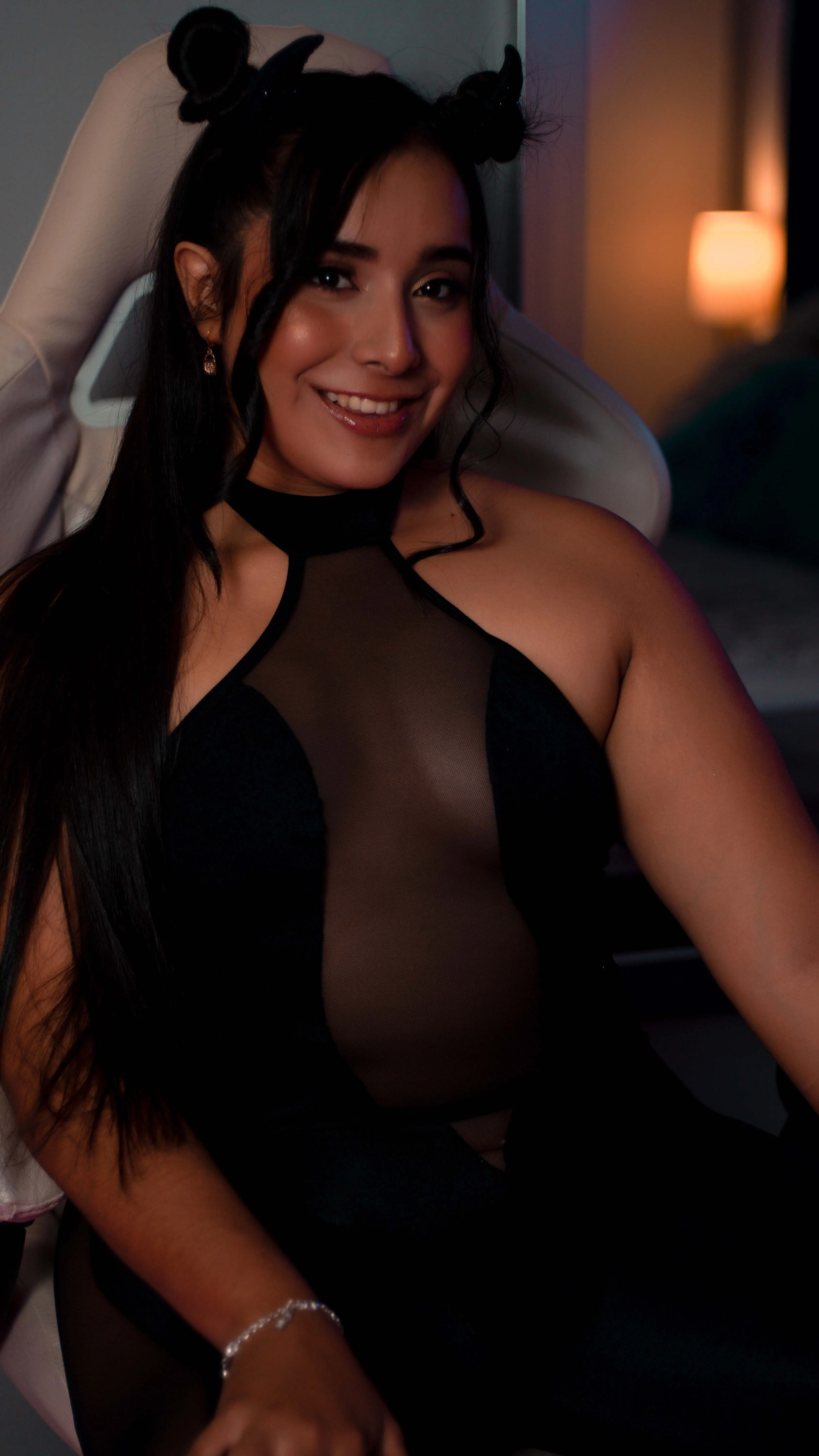 Live sex webcam photo for Vallen_Scott #7842492