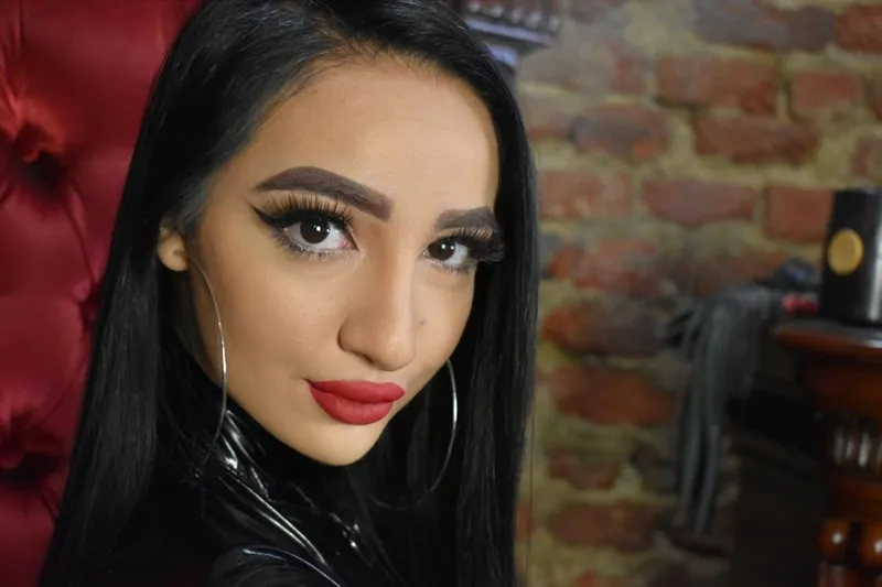 Live sex webcam photo for LoraWarner #2455772