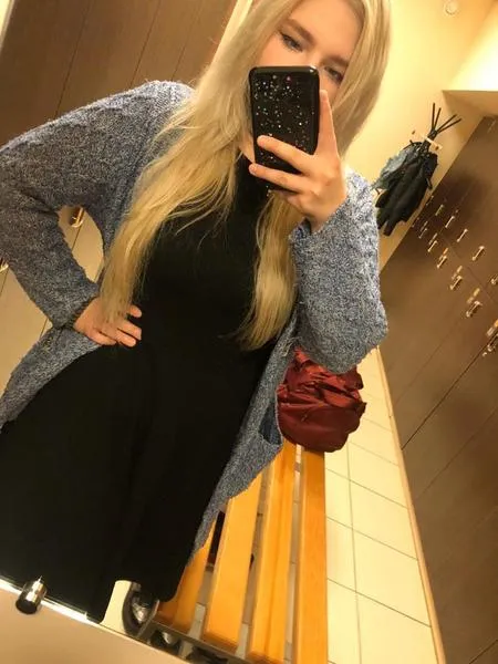 Live sex webcam photo for AnimeChan #2005823