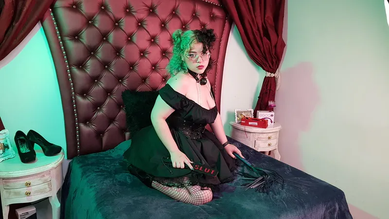 Live sex webcam photo for KylieBroks #2223773