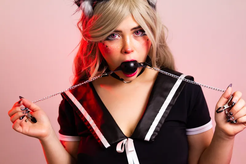 Live sex webcam photo for KylieBroks #2484920