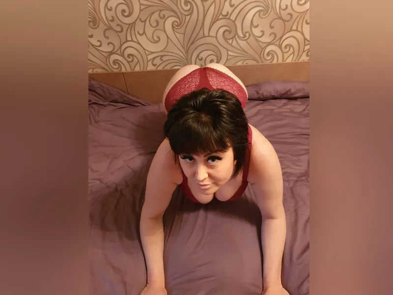 Live sex webcam photo for KirraLaFlirt #1997561