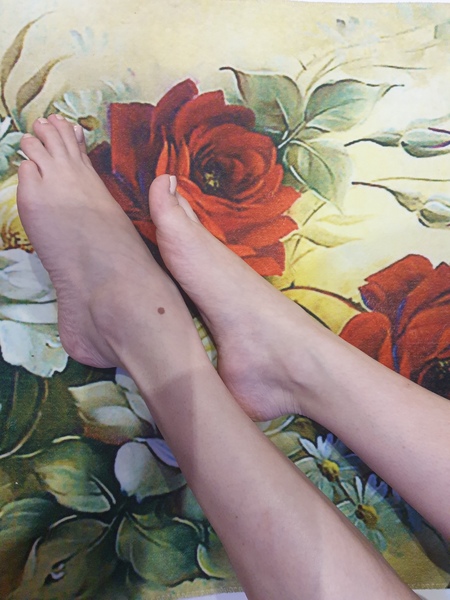 Live sex webcam photo for KirraLaFlirt #1997544