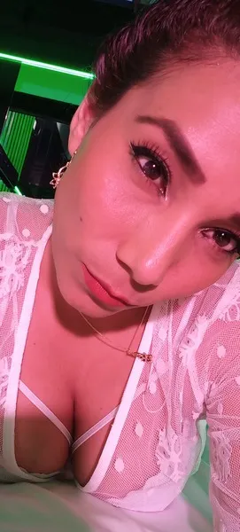 Live sex webcam photo for AmberDemons #3114461