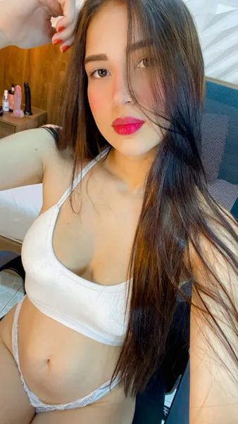 Live sex webcam photo for violet_hot18 #3434846