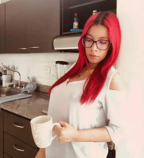 Live sex webcam photo for EmillyGrey #3264831