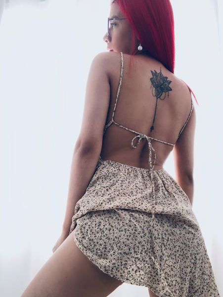 Live sex webcam photo for EmillyGrey #3354270