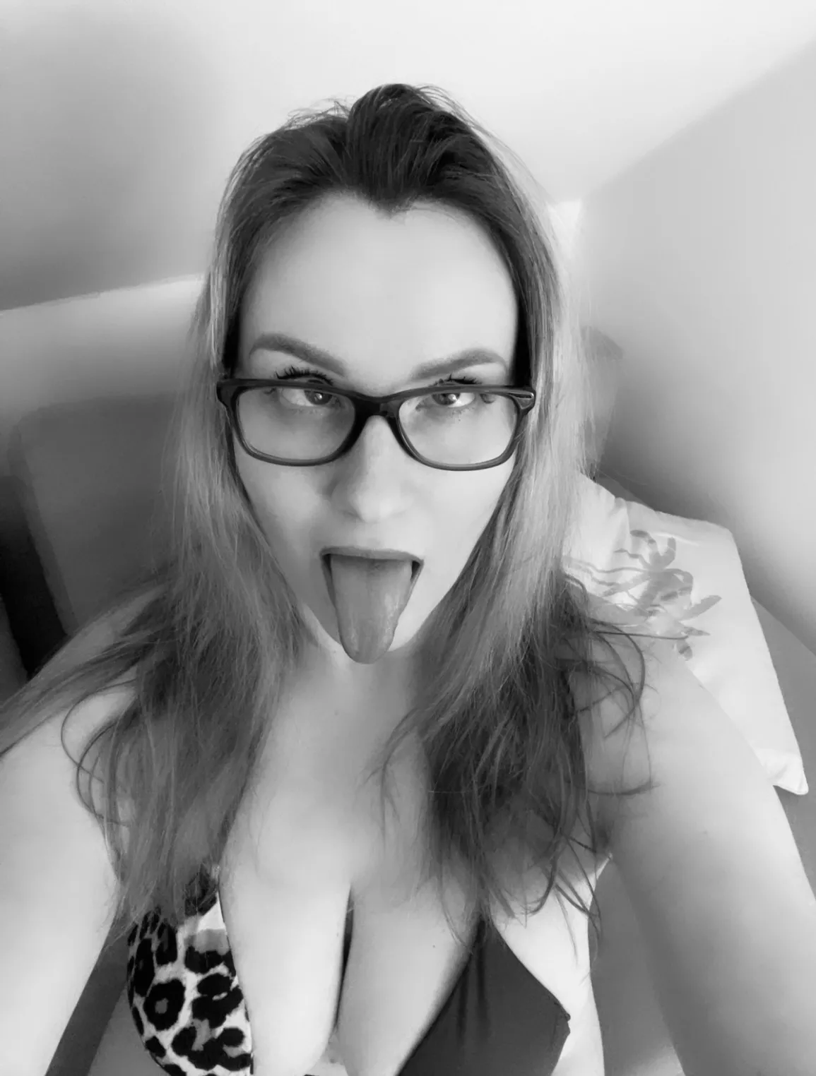 Live sex webcam photo for Bustybeauty18 #6085466