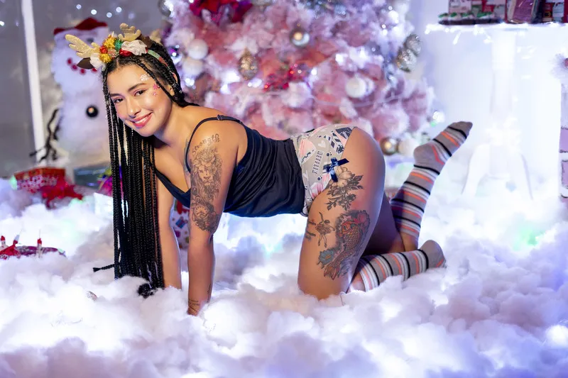 Live sex webcam photo for ZaraMarquez #2849564