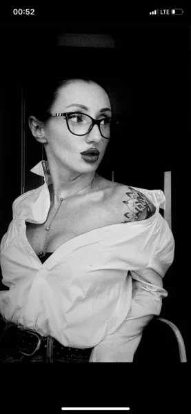 Live sex webcam photo for Nicole_Sin #2101308