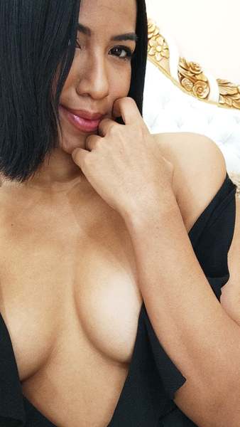 Live sex webcam photo for MIARROA #2093494