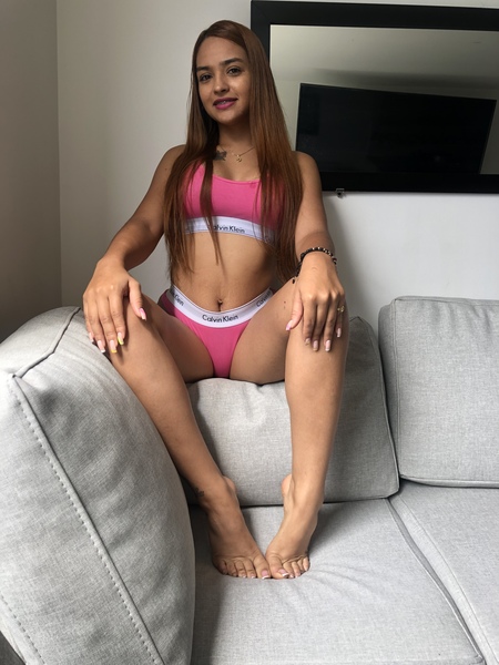 Live sex webcam photo for apple_guzman #2118515