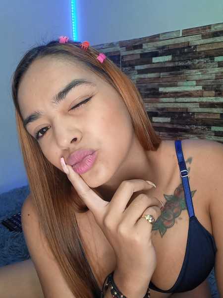 Live sex webcam photo for apple_guzman #2803704