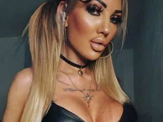Live sex webcam photo for BritishTastyCherryxo