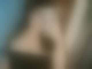 Live sex webcam photo for CelineCarter