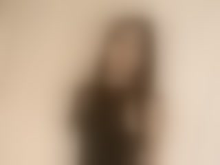 Live sex webcam photo for ChloeBluees