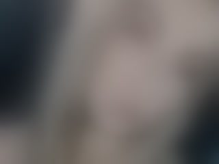 Live sex webcam photo for FlirtQueenX69