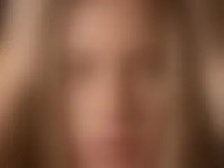 Live sex webcam photo for Giigii_Hadiid